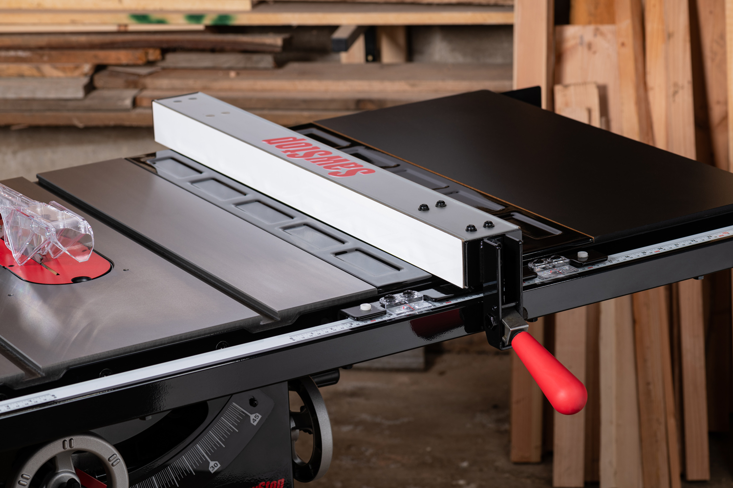 SawStop 1.75HP Contractor Saw with 30” premium fence & rail kit - Image 4