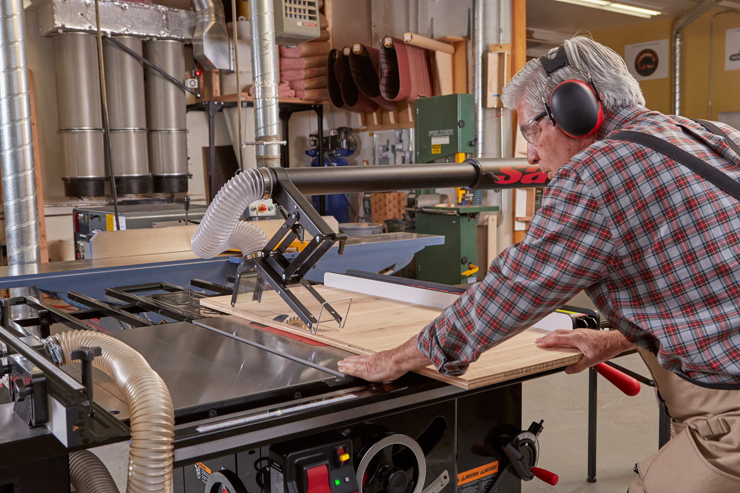 SawStop 3HP, 1ph, 230v Industrial Cabinet Saw with 36” Industrial T-Glide fence system, rails & extension table - Image 3