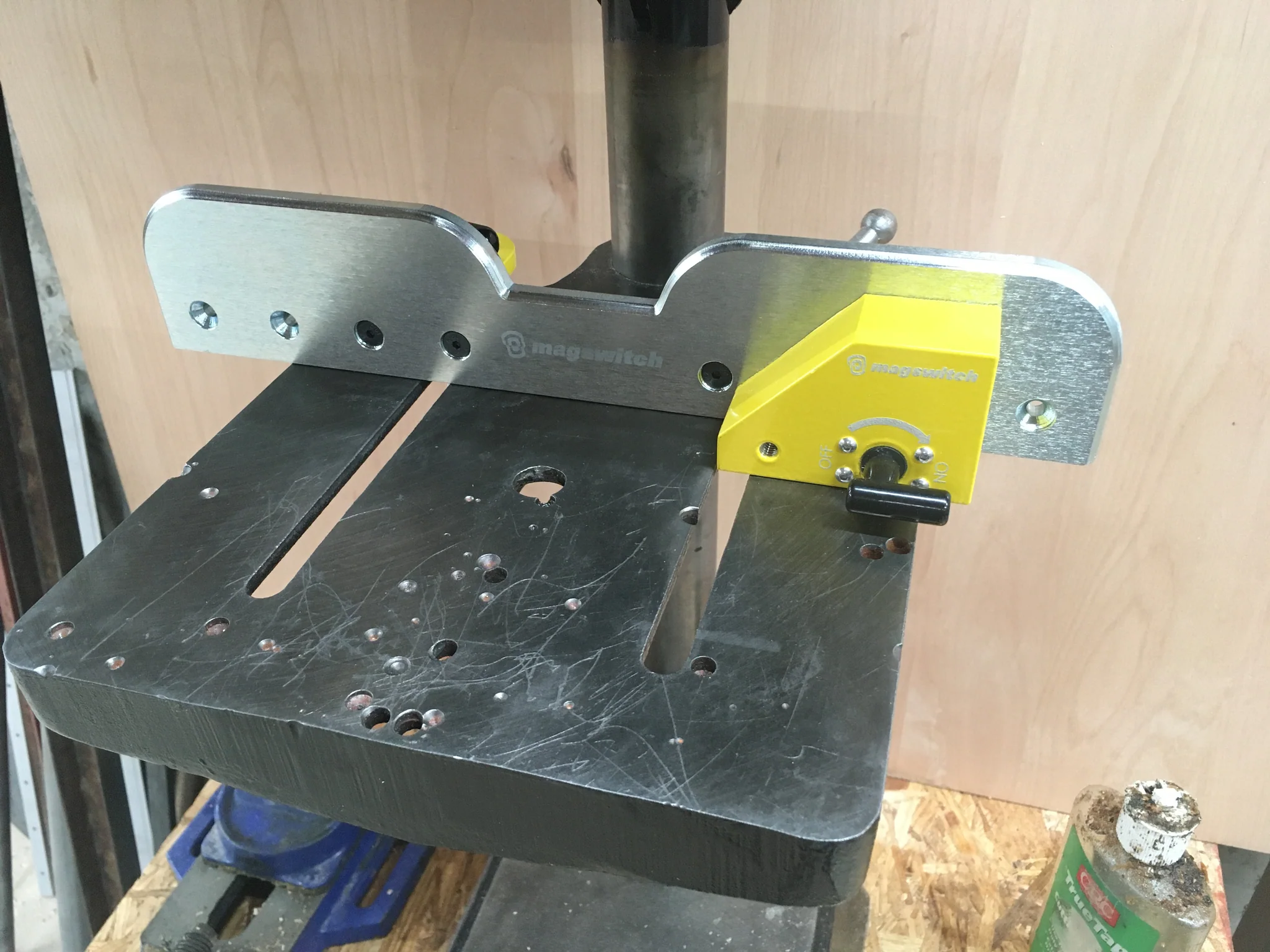 Magswitch Drill Press Fence - Image 4