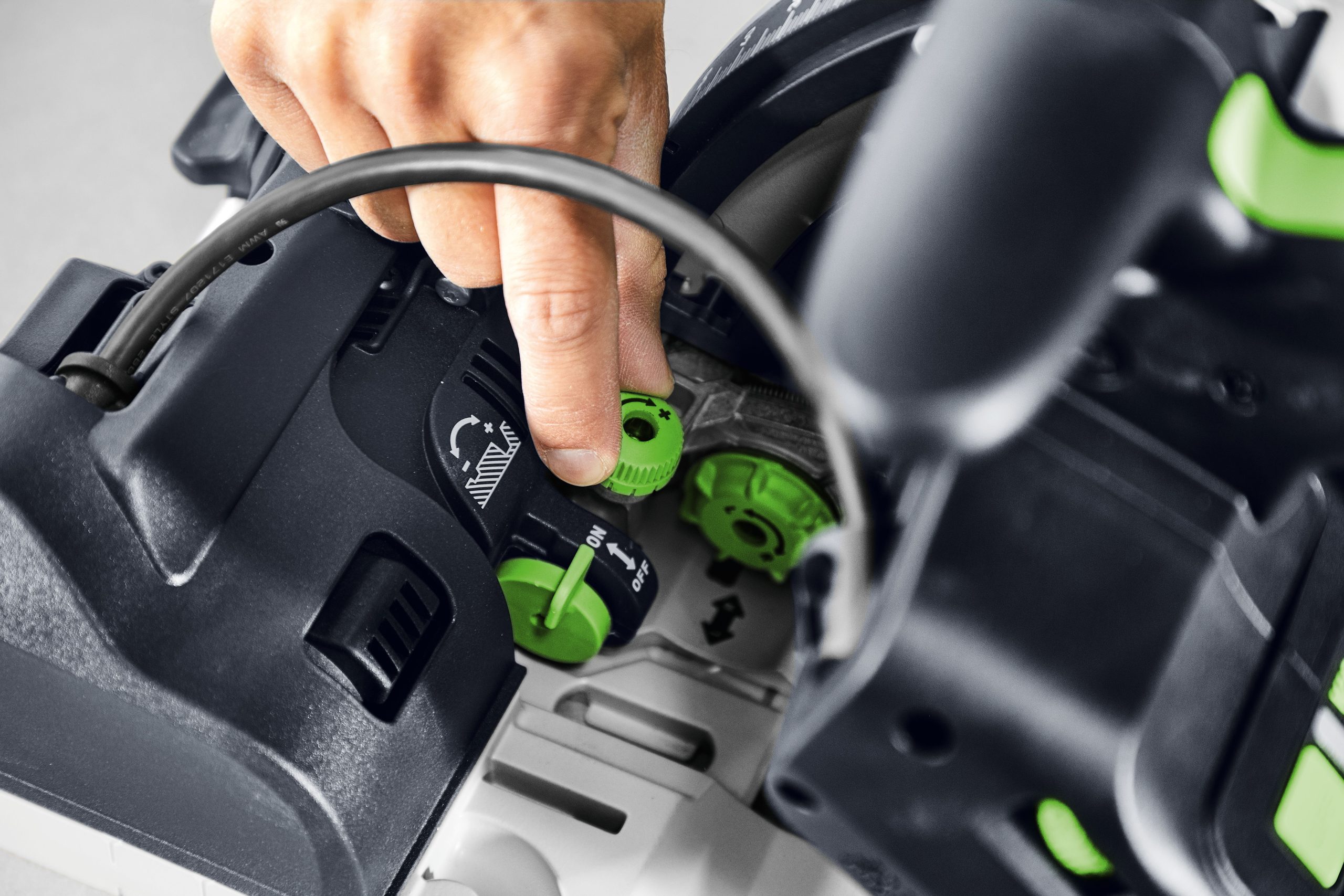 Festool Plunge-Cut Saw with Scoring Function TSV 60 KEB-F-Plus (Saw Only-No Rail) - Image 4