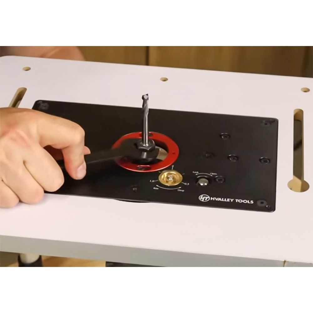 MLCS trim router lift for 65 mm trim routers - Image 6
