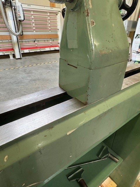Used General Model 260 12" VS wood lathe with 4" headstock & tailstock risers 1 hp - 230 volt - Image 4