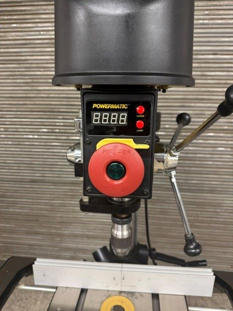 Used Powermatic #2800 18" 1 hp VS drill press w/table extensions & fence - Image 5