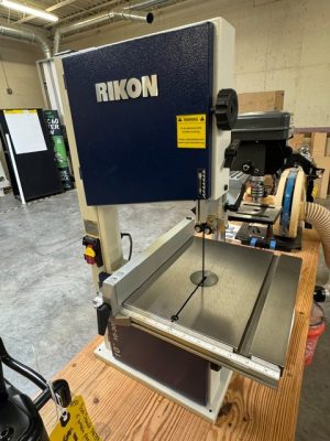 Used Rikon 10-305 10" bandsaw - 1/3 hp