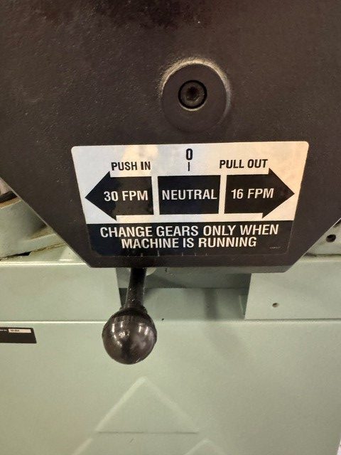 Used Delta DC-380 15" planer 3hp - 230 volt with folding tables and mobile base - straight knife cutterhead - Image 3