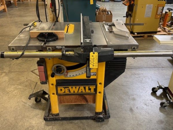 "Used" Dewalt DW746 10" tablesaw with 30" fence system and mobile base