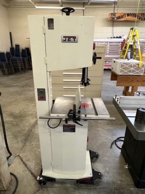 Jet 14" steel frame bandsaw with rip fence & mobile base 3 hp - 230 volt