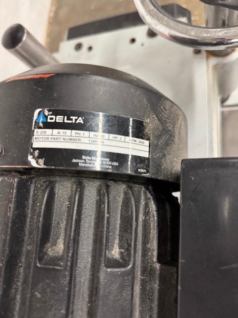 Used Delta X5 3hp 15" planer with straight knife cutterhead, stand with folding tables and mobile base - Image 3