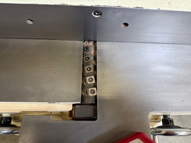 Used Jet 6" jointer with helical cutterhead - Image 2