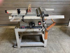 Used Ryobi BT3000 tablesaw with sliding table & rolling stand