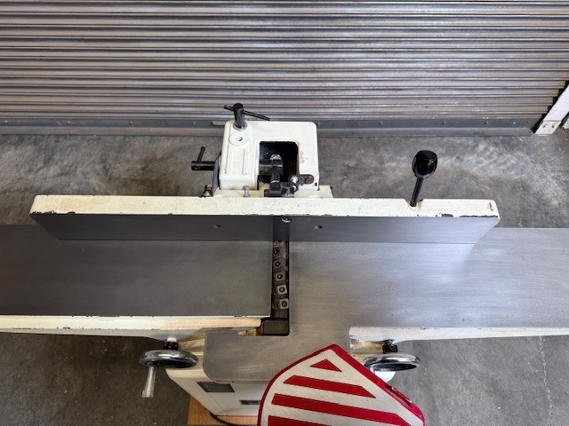 Used Jet 6" jointer with helical cutterhead - Image 5