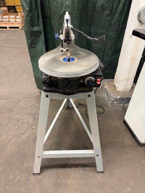 Used Delta SS350 16" scroll saw with stand - Image 4