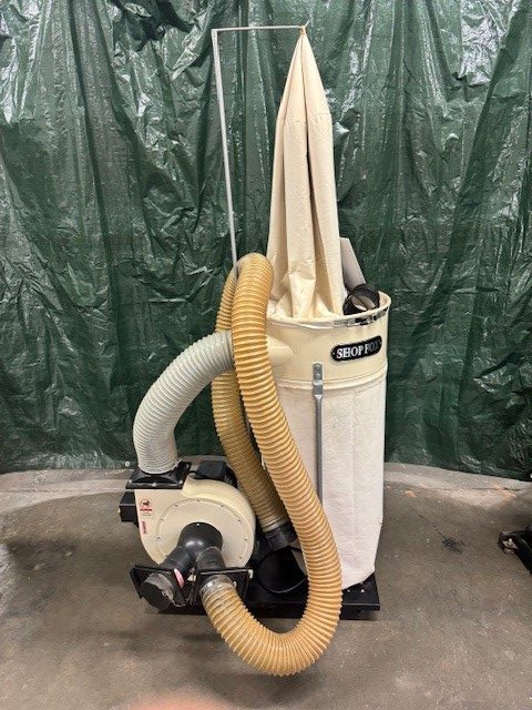 Used Shop Fox W1685 1.5 hp - 1280 CFM dust collector