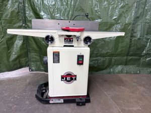Used Jet JJ6-CS 6" jointer w/extra blades & mobile base