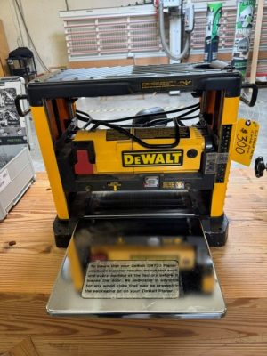 "Used" Dewalt DW733 planer with extra set of knives and stand